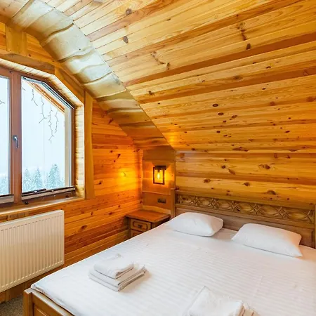 Hotel Rich Oak - з відкритим панорамний басейном