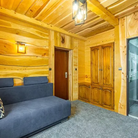 Rich Oak - з відкритим панорамний басейном Hotel Jablunyzja