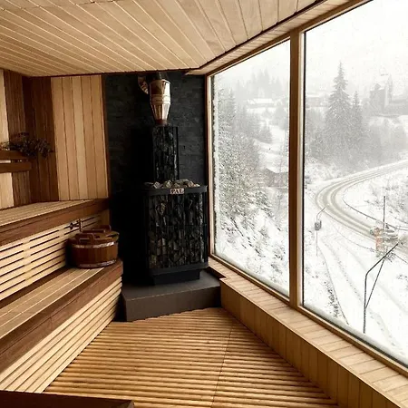 Rich Oak - з відкритим панорамний басейном * 亚布卢尼齐亚