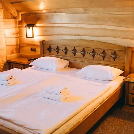 Hotel Rich Oak - з відкритим панорамний басейном *