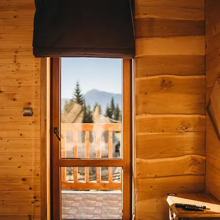 Hotel Rich Oak - з відкритим панорамний басейном *