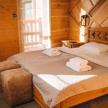 Rich Oak - з відкритим панорамний басейном * יבלוניצה