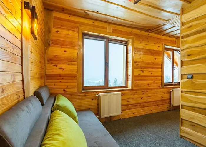 Rich Oak - з відкритим панорамний басейном Otel *