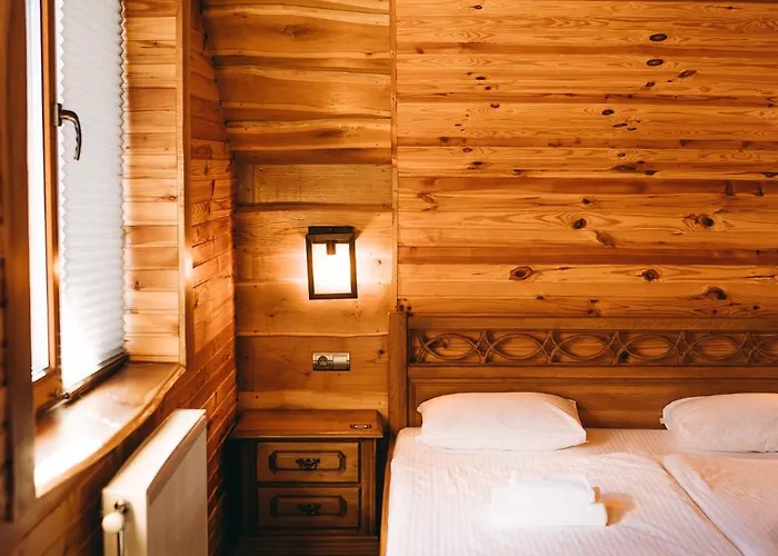 Otel Rich Oak - з відкритим панорамний басейном *