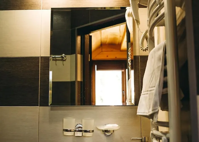 Otel Rich Oak - з відкритим панорамний басейном